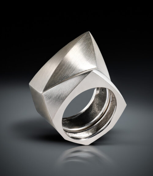 Melanie Eddy, Faceted Rings, Goldsmiths’ Company Collection, sterling silver, platinum, 1-1/8 x 7/8 x 3/4 inches