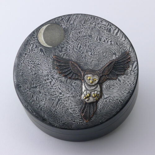 Andrew Meers, Barn Owl, Damascus steel, gold, shibuichi, shakudo; inlaid and engraved, 3 x 3 x 1 inch